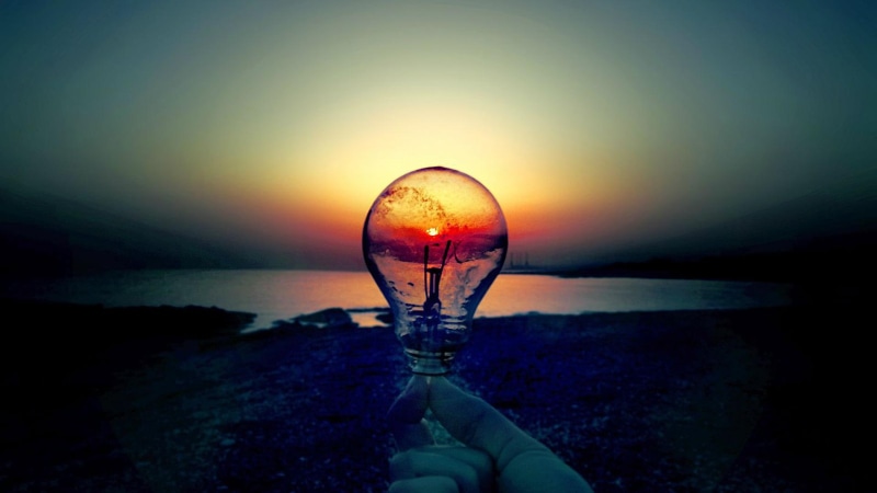 bulb, light, 1080P, electric, electricity, energy, electrical, symbol, spotlight, idea, source of illumination, object, life, black, lightbulb, electric lamp