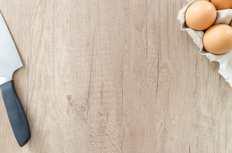 close-up, cutting board, copyspace, freshness, raw, directly above, knife, chicken, food and drink, rustic, old, studio shot, background, meal, protein