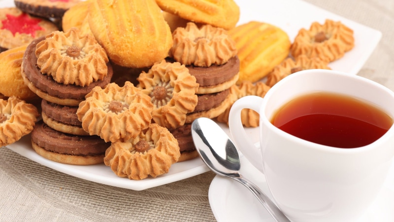 cereal, crockery, eat, food, plate, diet, lunch, nutrition, cup, dessert, healthy, temptation, sweet food, tea cup, sweet, food and drink, fat, tasty, fresh