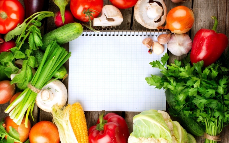 high angle view, cucumber, pepper - Vegetable, vegetarian Food, directly above, agriculture, herbs, vegetables, group of Objects, lettuce, root vegetable