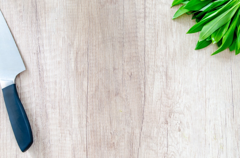 leaf, plant part, leaves, rough, table, herb, wood, ingredients, leek, vegetable, high angle view, green, 5K, hardwood, textured, cooking, bunch, health