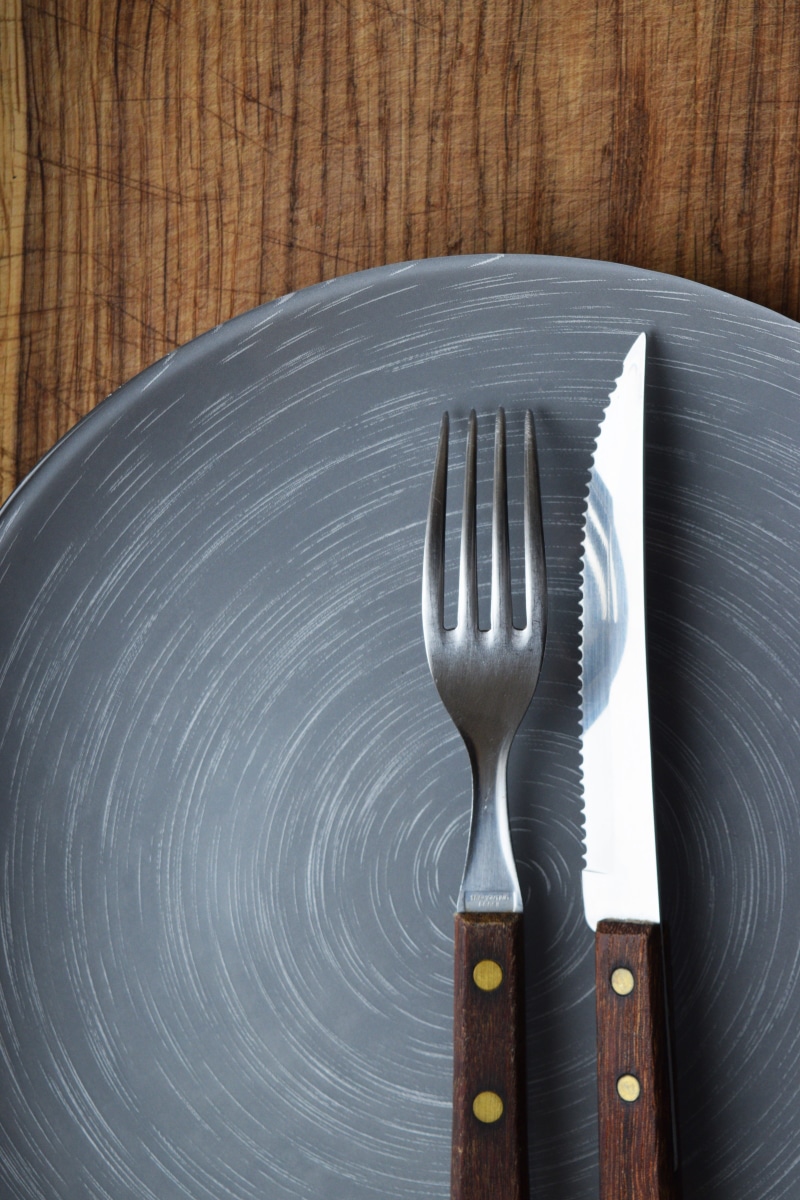 silverware, cutting board, menu design, household, traditional, menu, kitchenware, tool, wooden, gray, knife, food, kitchen utensil, silver colored, wood - material