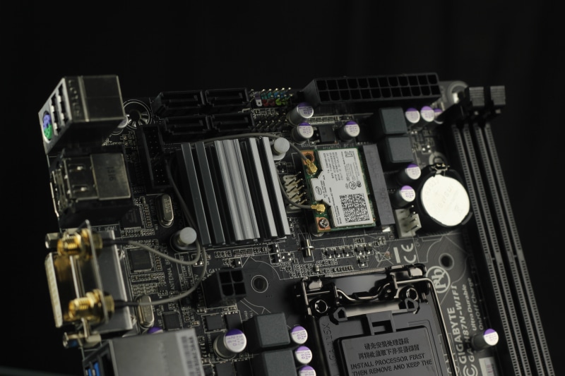 computer Part, technology, motherboard, computer Chip, high angle view, machinery, circuit Board, 5K, electrical Component, chip, communication, electrical equipment