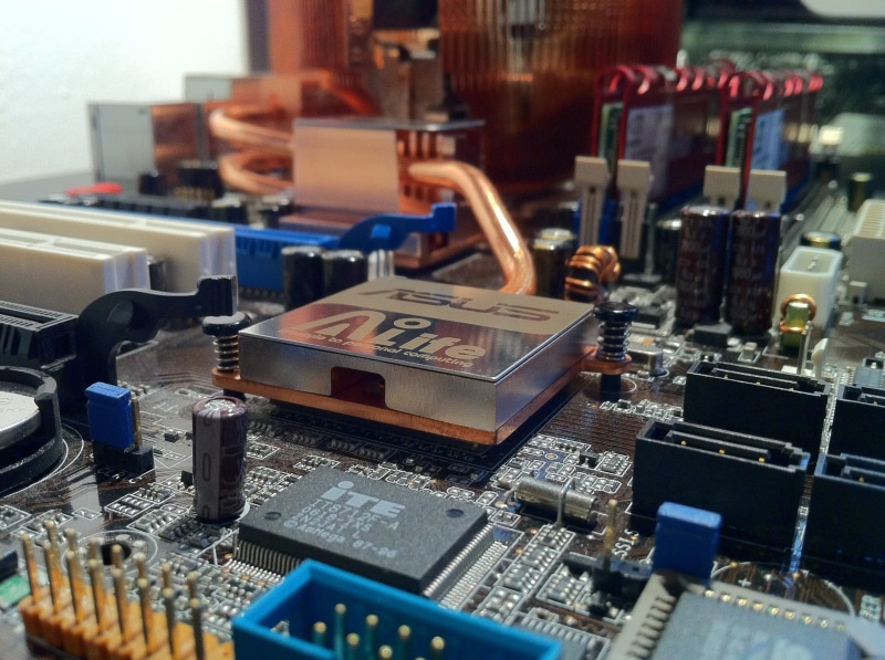 technology, computer equipment, tech, black, electrical, indoors, motherboard, electric, electronic, asus, circuit, communication, electricity, table, equipment