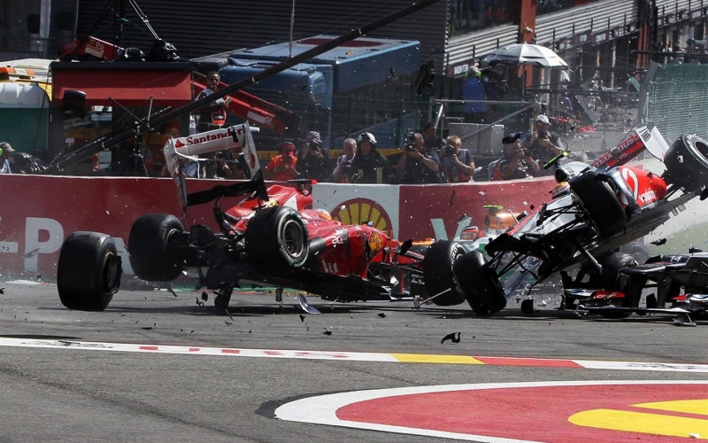 formula, race, two, dragsters, one, red, accident, f, cars, black, crash, hd, 720P, car, f1