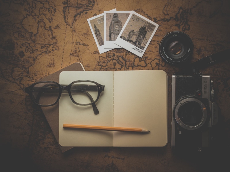 map, notebook, holiday, view, camera, brown, retro, wood, watch, wooden, absence, vacation, write, indoors, style, photocamera, color, planning, travel