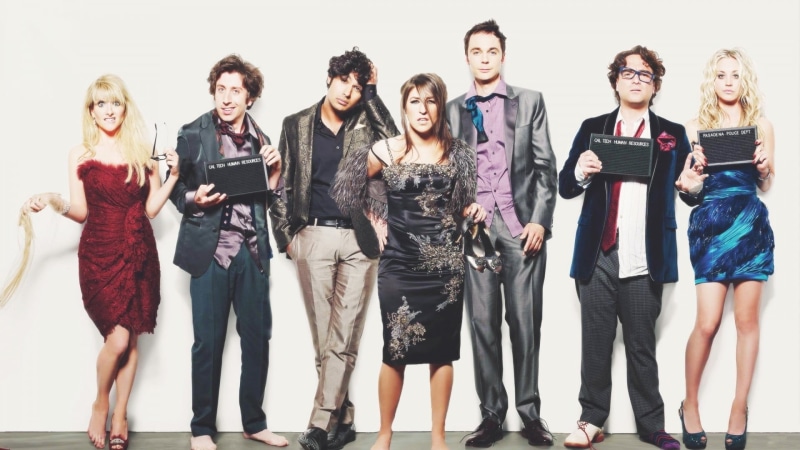 smiling, young men, fashion, indoors, The Big Bang Theory, happiness, big, adult, bang, looking at camera, young women, group of people, people, Mayim Bialik