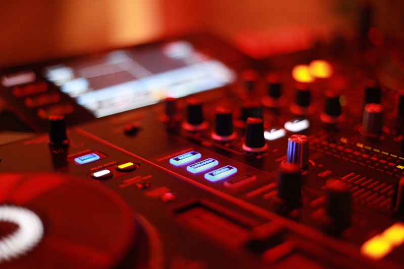 mixing panel, radio station, arts culture and entertainment, display, noise, studio, technology, no people, equipment, selective, turntable, nightlife