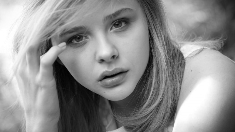 women, beautiful woman, young women, Chloë Grace Moretz, hair, blond hair, moretz, girls, teardrop, teenager, human body part, face, looking at camera