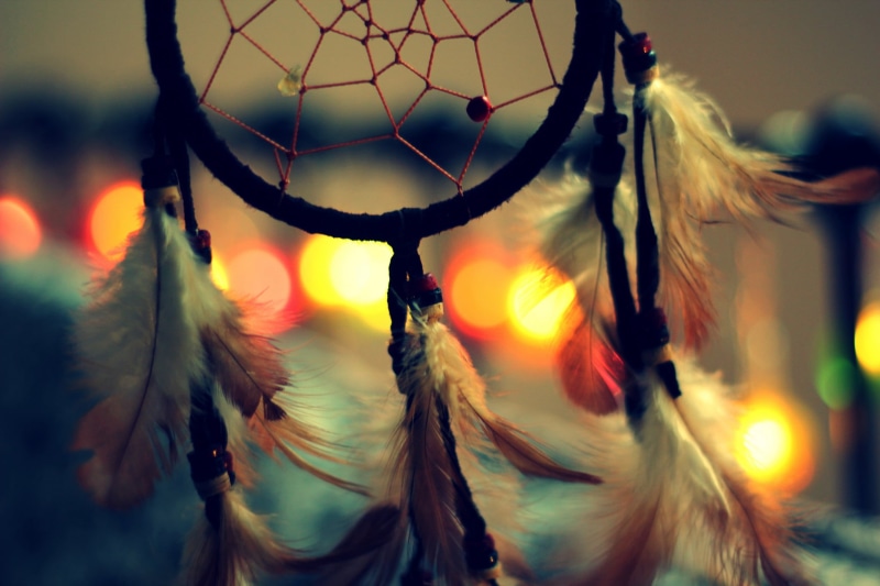 feathers, focus on foreground, craft, backgrounds, nature, feather, defocused, black, talisman, Dreamcatcher, decoration, 1080P, night, no People, outdoors
