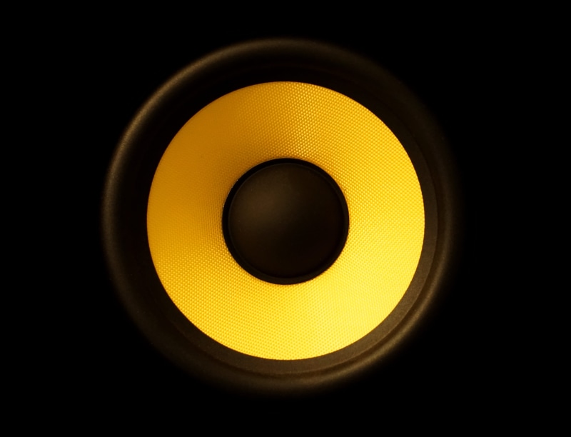 close, shape, Speakers, circle, black color, technology, indoors, Bass, black background, Sound, copy space, single object, studio shot, black, arts culture and entertainment