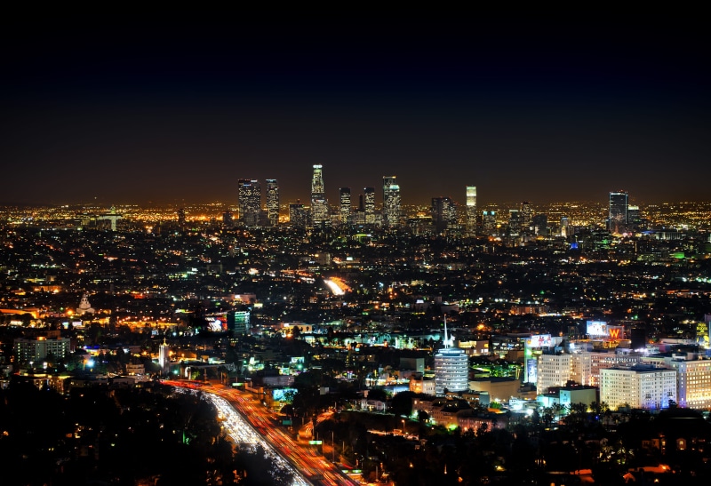 modern, tall - high, urban skyline, tower records, building exterior, crowded, city, cityscape, residential district, building, financial district, office building exterior