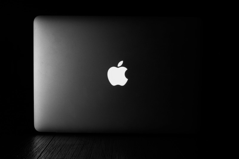 apple, laptop, floor, black background, logo, single object, creativity, stage, white color, domestic room, shape, simplicity, 5K, work, pro, entrance