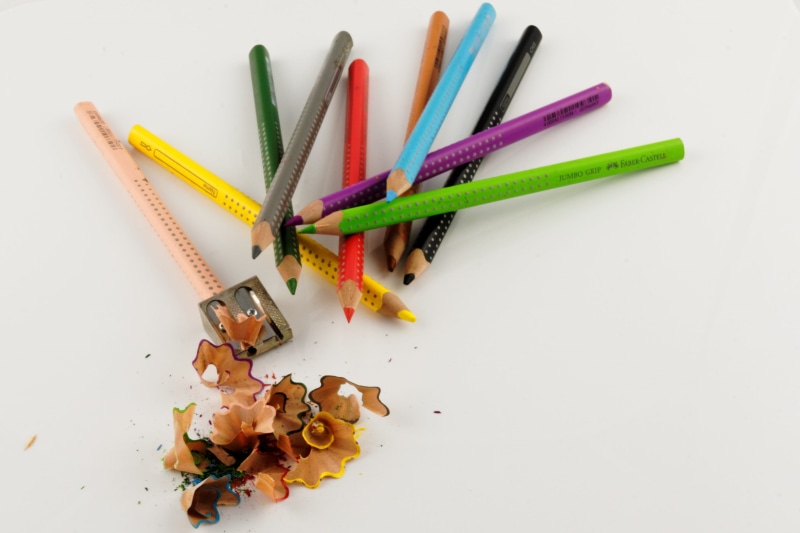 arrangement, multi colored, pointed, leave, children, white background, craft, spitzer, kindergarten, stationery, wooden pegs, art and craft equipment