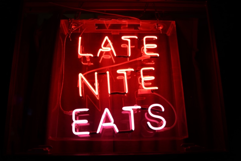 eats, open, eat, western script, nite, window, neon light, communication, text, red light, late, night, london, no people, capital letter, red, wall, sign