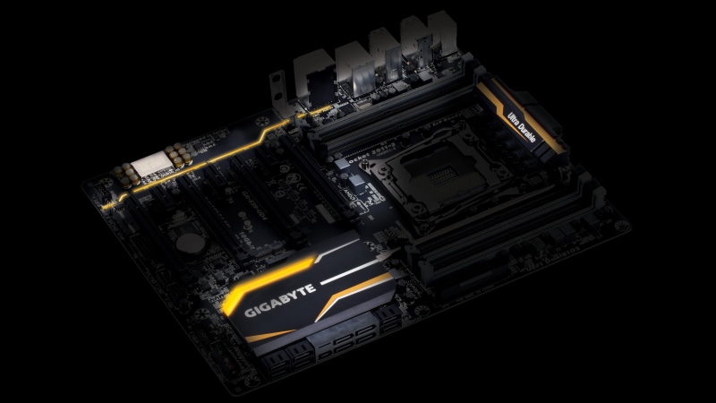 connection, illuminated, western script, internet, indoors, cut out, copy space, 5K, black background, no people, technology, information medium, motherboards