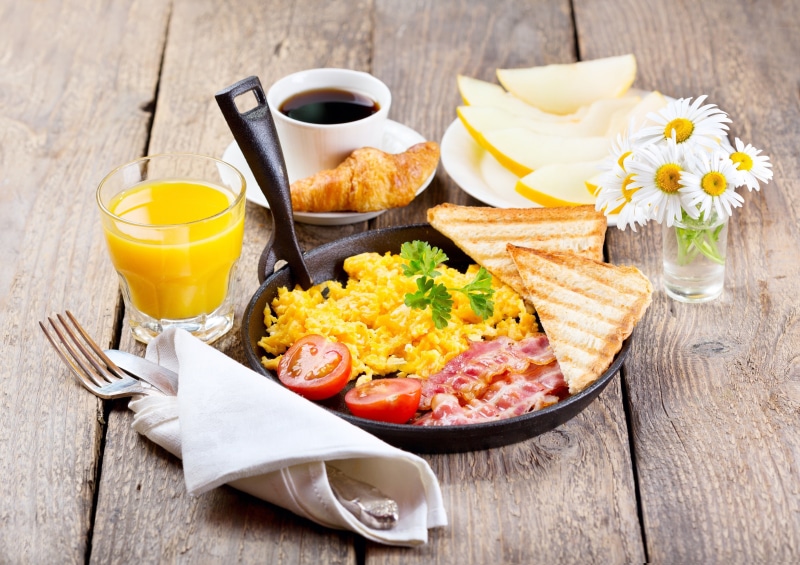 glass, food, refreshment, foods, no people, table knife, wood - material, meal, kitchen utensil, cooked, fork, breakfast, egg, high angle view, 2K, food and drink