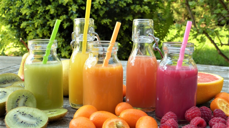 kumquat, straw, wellbeing, drink, juice, strawberry, variation, fruit, cold, smoothie, nutrition, colorful, fruits, refreshment, vegan, straws, virus, spa