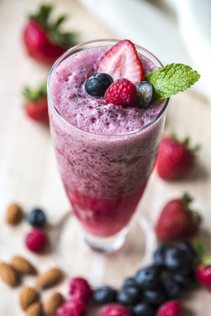 juice, fruity, chilled, blended, homemade, mixed berry, drink, juicy, freshness, liquid, refreshment, glass, focus on foreground, diet, food, vitamins