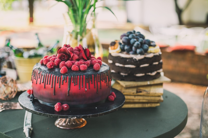 berries, food and drink, baked, icing, creme, cake, sweet food, birthday cake, freshness, berry cake, healthy eating, indulgence, sweets, food, raspberry