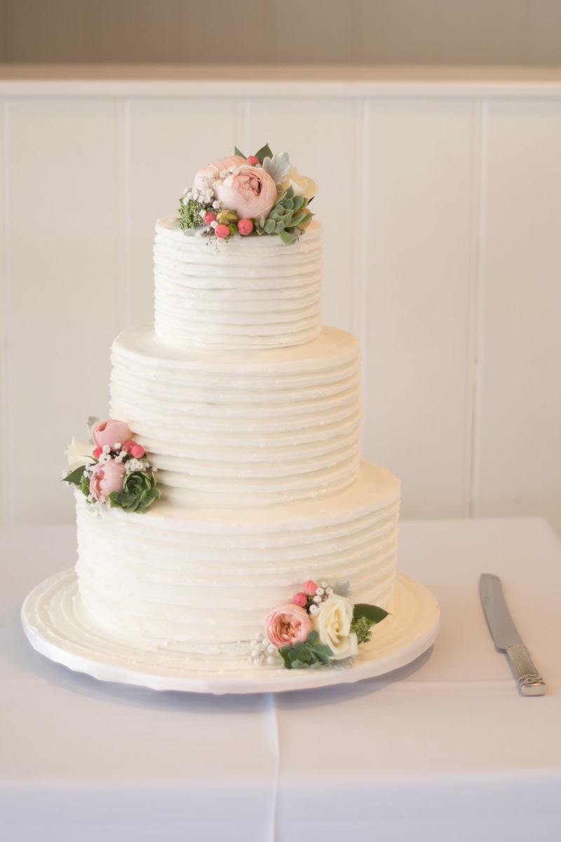 indoors, wedding cake, food, dessert, still life, floral, berry fruit, close-up, plate, sweet, no people, table, marriage, three, freshness, slicer, tier