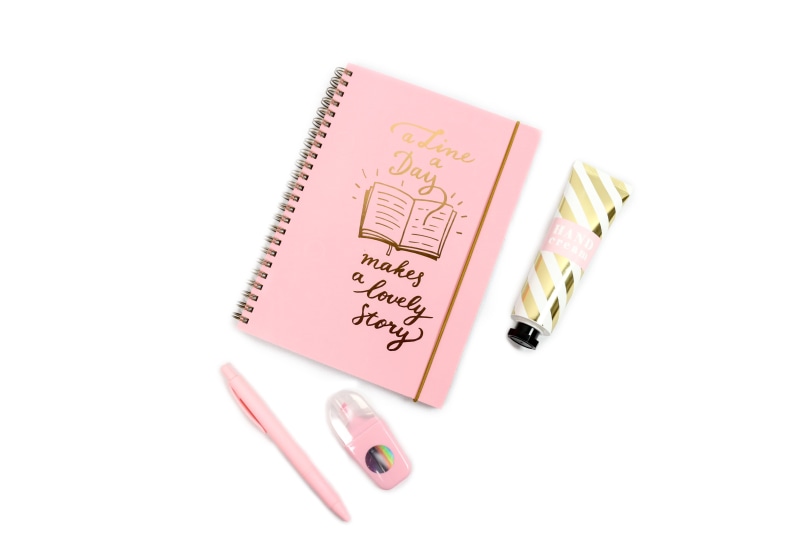 no people, planning, cut out, click, paper, white background, longing, 5K, close-up, feminine, pink, stationery, romance, single object, female, beside