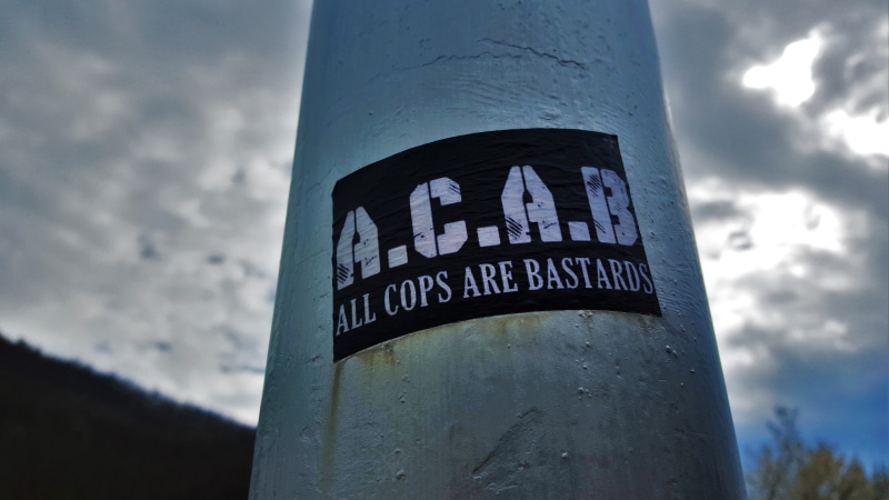 result, pole, c, message, 5K, architecture, chain, business, day, bribe, consequence, cuffs, built structure, punishment, arrest, sky, police, money, guidance