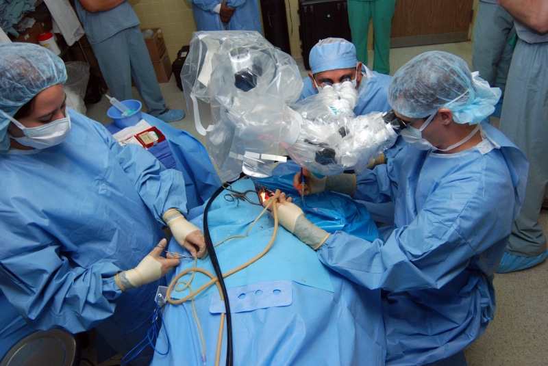 teamwork, health, adult, occupation, 2K, human, medical, hospital, table, surgery, healthcare, surgical mask, operation, scrubs, medical care, treatment