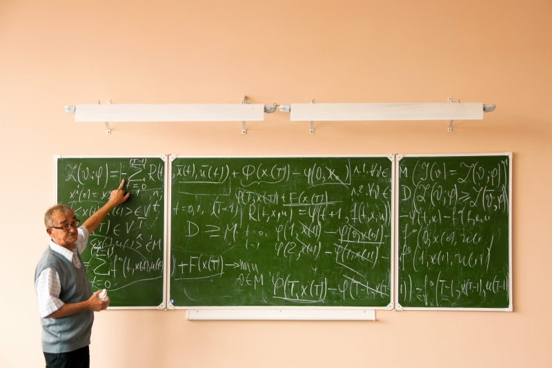 hand, intelligence, learn, math, write, lecture, male, school, chalk - art equipment, school building, learning, lesson, mathematics, knowledge, man, studying