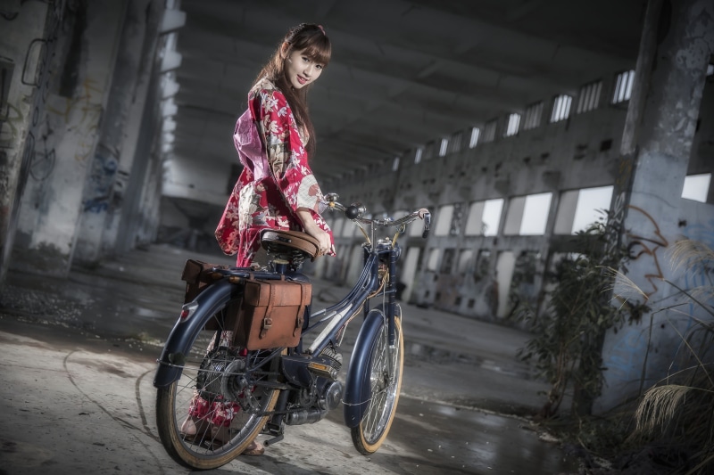 model, transportation, built structure, day, real people, building exterior, young adult, Asian, leisure activity, 4K, casual clothing, young women, architecture