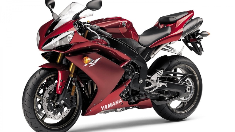 R1, motorsport, wheel, riding, cut out, tire, mode of transportation, leather, studio shot, sport, sports race, motorcycle racing, silver colored, sports