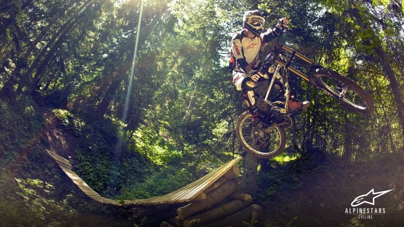 motorcycle Racing, men, mountain Biking, males, suspension, recreational Pursuit, moving Down, full length, mountain Bike, competition, adult, woodland