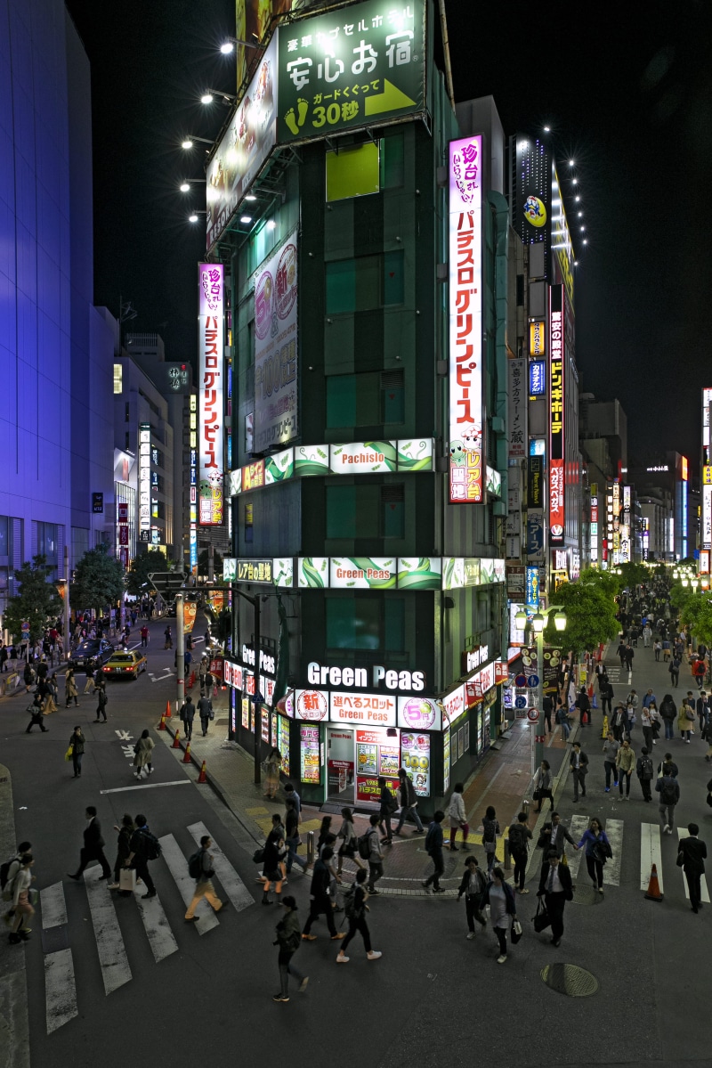 walking, skyscraper, 4K, large group of people, city street, road, japan, people, sign, outdoors, men, women, tokyo, crowd, group of people, real people