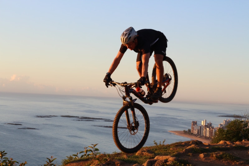 one Person, mountain Bike, mountain, mar, adventure, exercising, man, full length, pilot, mtb, extreme Sports, outdoors, activity, helmet, 5K, biking