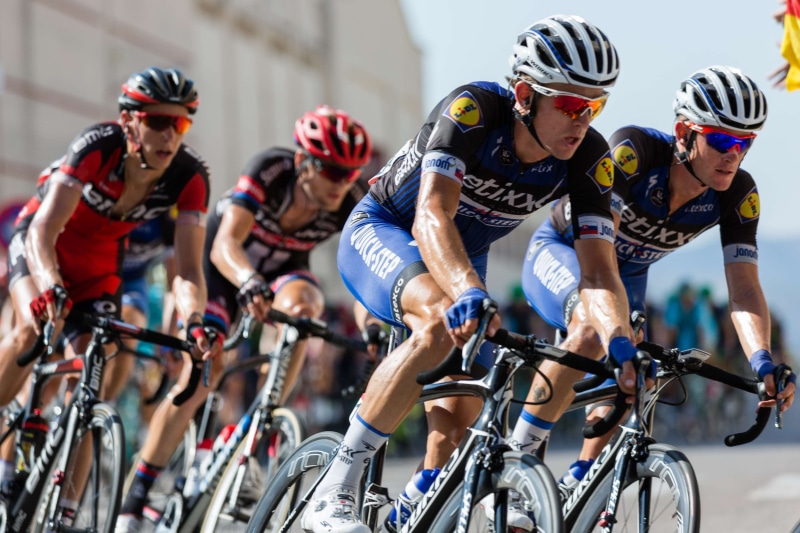 sports event, fast, group of people, men, bicycle, adults, people, sports helmet, helmets, athlete, competitive sport, bikes, bike, triathlon, cyclists