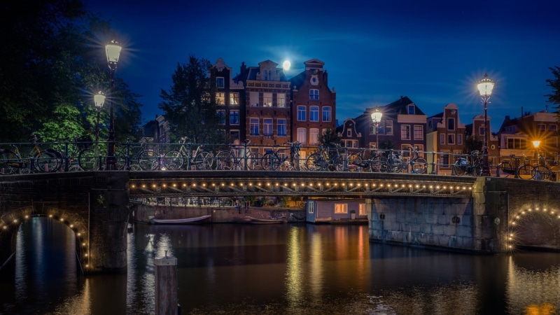 sky, 1080P, landscape, city, building, no people, bicycle, tree, bridge - man made structure, nature, building exterior, connection, canal, built structure