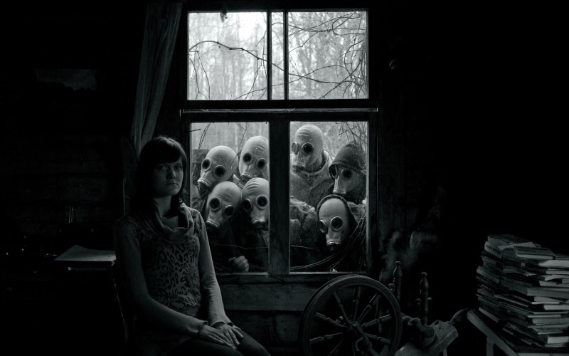 sad, room, gas, apocalyptic, women, apocal, emotion, people, dark, females, goggles, gothic, mask, spooky, creepy, sorrow, black, shadow, white, girls