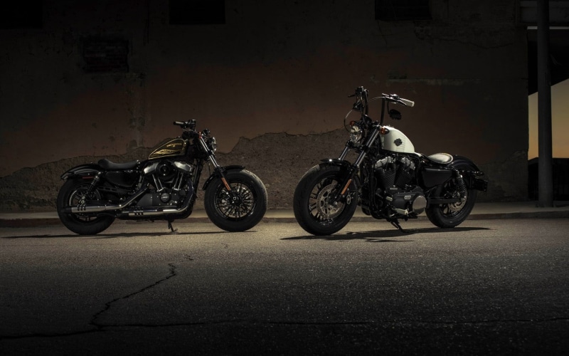 forty, davidson, wall - building feature, two, helmet, street, 720P, stationary, motorcycle, bicycle, eight, wheel, night, gray, side view, travel, Motorcycles