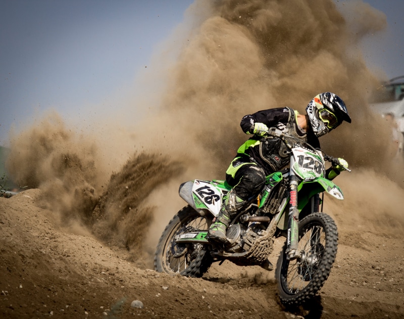 green, wheel, racer, action, motor sport, bike rider, 2K, helmet, transportation, sport, bike, motorsport, speed, soil, sports helmet, riding, dirt, mode of transportation