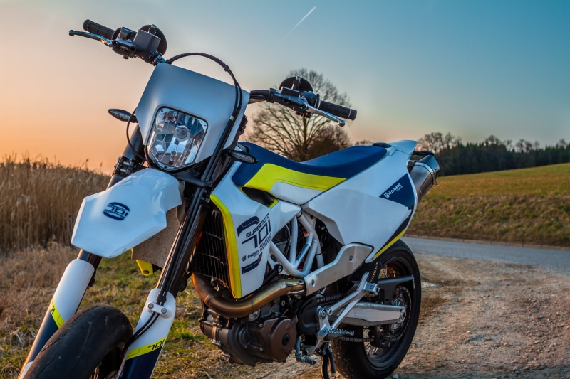 sky, fields, green, rural scene, handlebars, transportation, parked, supermoto, wheels, effect, motorcycling, mode of transportation, field, yellow, land