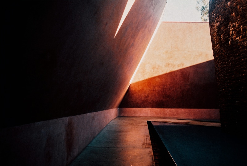 concrete, wall - building feature, direction, 5K, entrance, james turrell, architecture, built structure, film, luxury, nature, absence, water, national gallery of australia