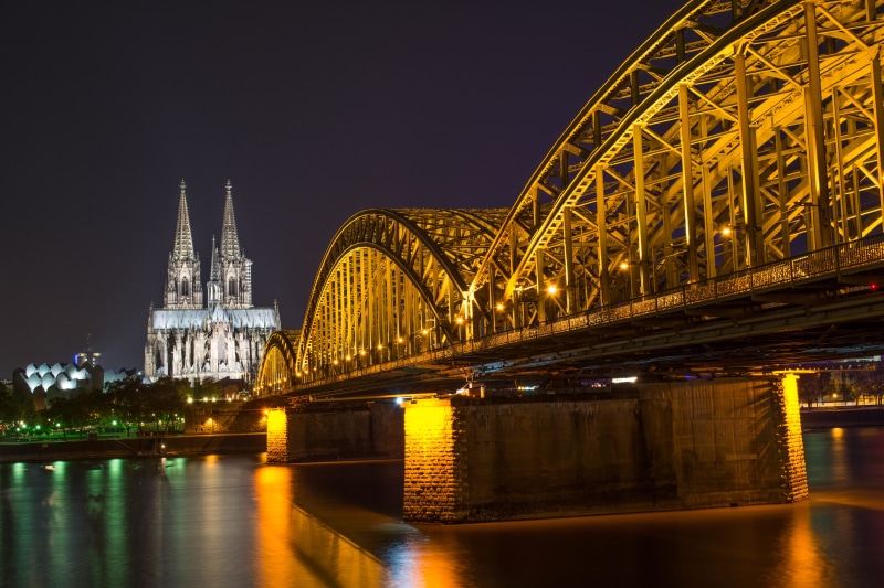 water, metal, urban, architecture, panorama, historical, city, german, tourism, twilight, sky, cologne, color, religious, place, outdoor, no people, dark