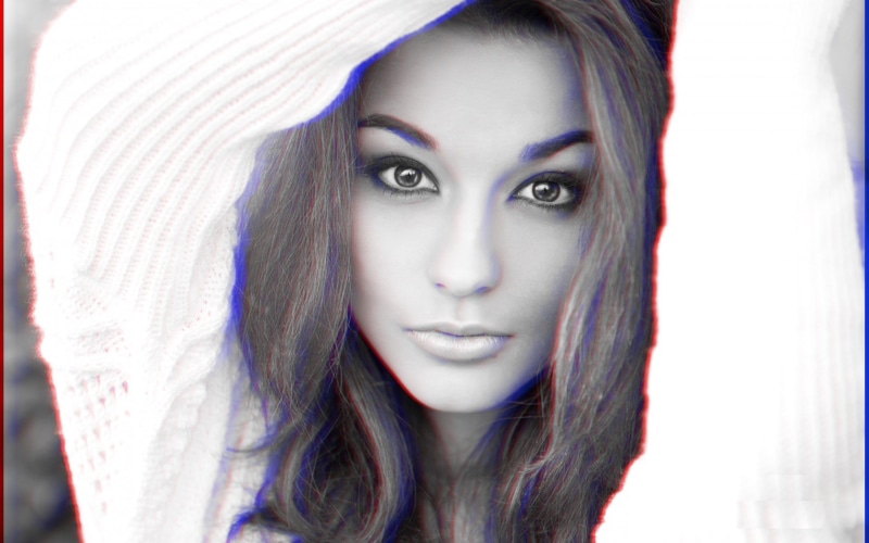 adult, one person, make-up, women, hairstyle, looking at camera, purple, human body part, hair, 720P, contemplation, fashion, anaglyph 3D, close-up, body part