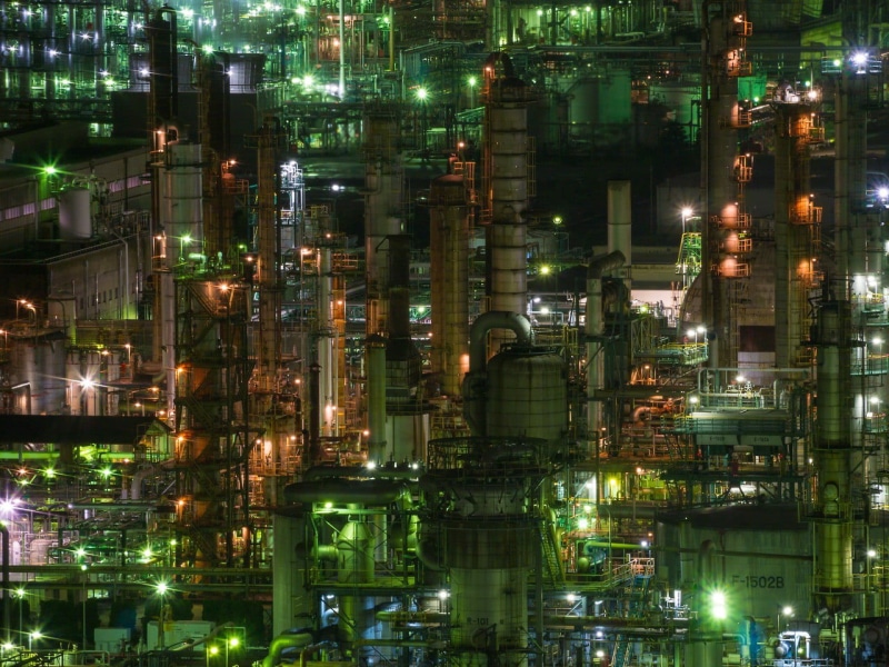 cityscape, white, tanks, built structure, lighting equipment, 720P, full frame, lights, architecture, factories, outdoors, city, steel, building, pipeline