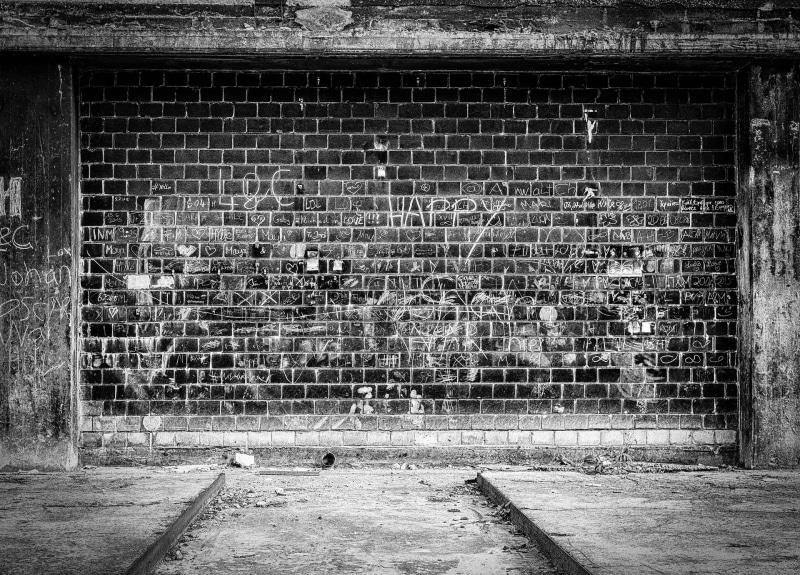 architecture, obsolete, 1080P, run-down, art, weathered, abandoned, painted, building exterior, ghetto, lost, damaged, paint, wall - building feature