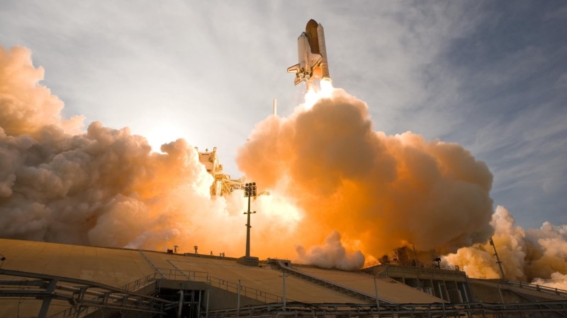 smoke stack, building exterior, fire - natural phenomenon, shuttle, pollution, nature, built structure, air pollution, accidents and disasters, spaceship