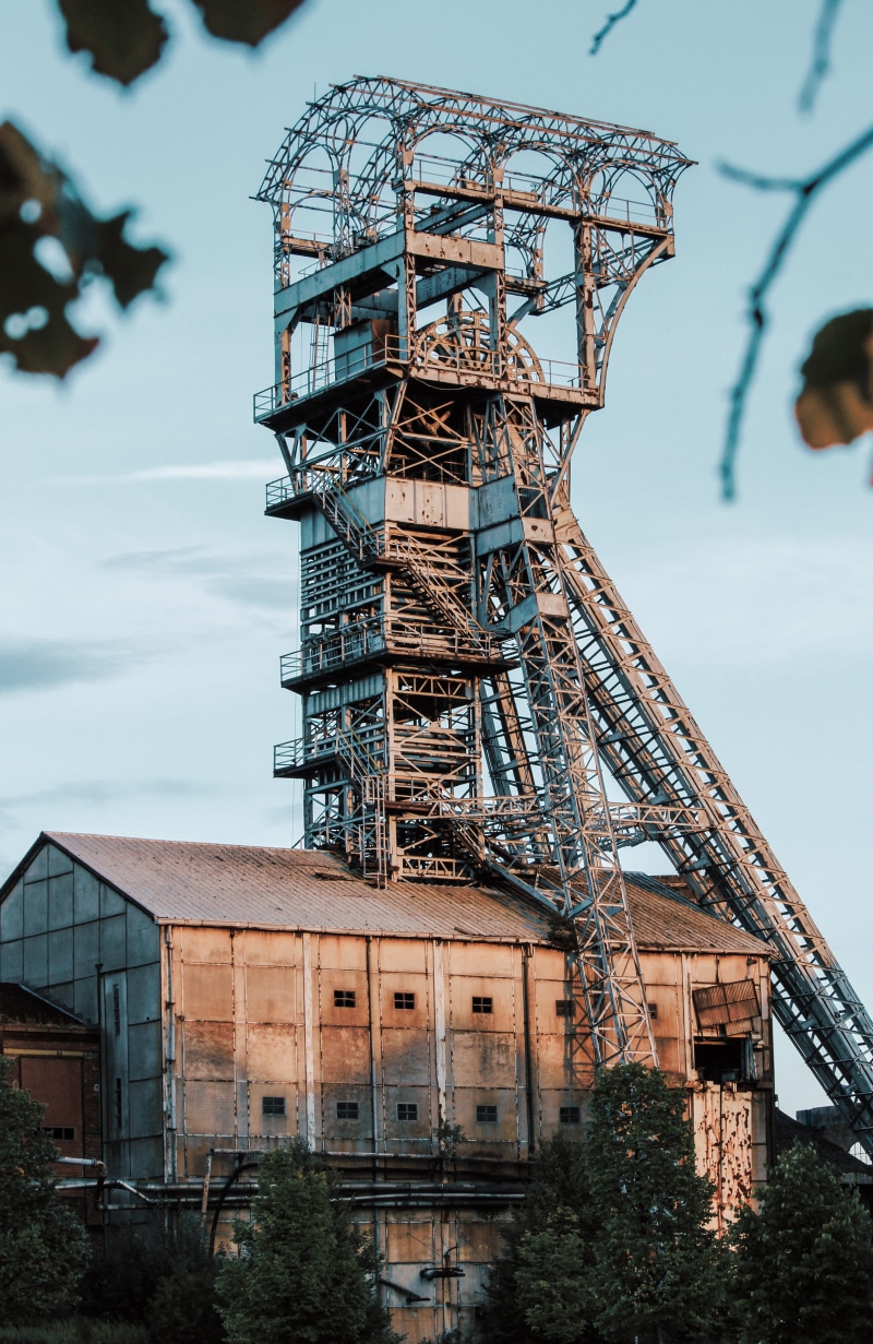 crane - construction machinery, technology, 4K, industrial, heavy industry, rusty, city, outdoors, cloud - sky, industry, building exterior, nature, low angle view