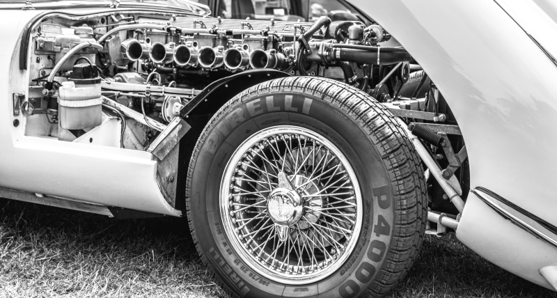 metal, repairing, auto, tire, no people, automotive, retro styled, wire, the past, gear, vehicle, engine, outdoors, steel, grayscale, jaguar, travel, vehicle part