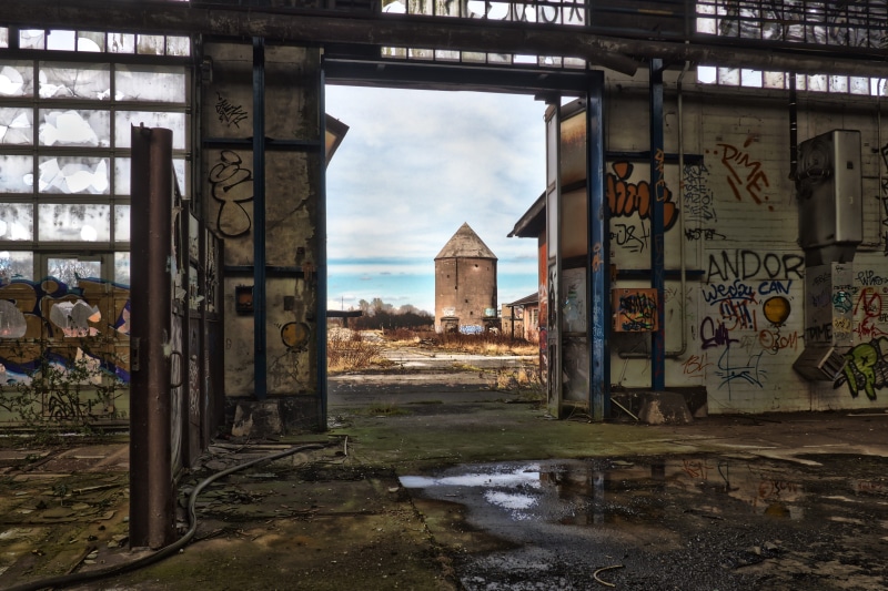 hof, place of worship, nature, broken, ruined, shabby, industry, break up, industrial building, cloud - sky, neglected, factory building, lost places, maschinenhalle