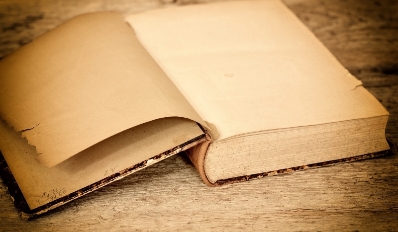 page, close-up, old-fashioned, literature, indoors, antique, ancient, blank, message, surrface, mail, wooden table, vintage, hardcover book, education